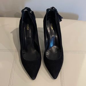 Blk Maje suede heels w tassels. Great condition